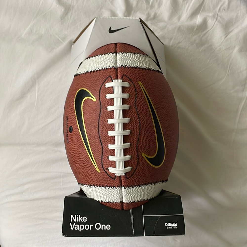 Nike Vapor One Football